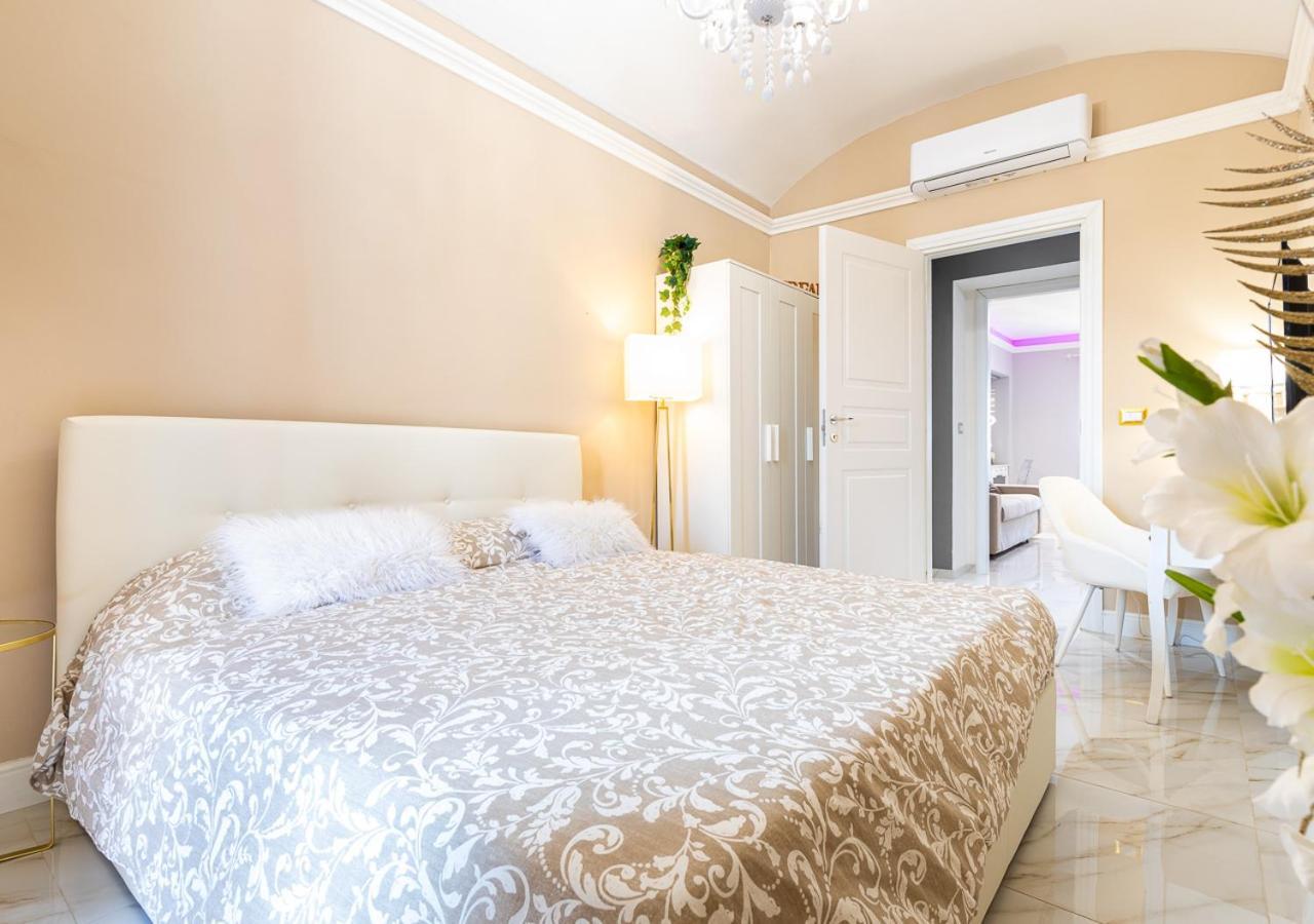 Elegant Suite - In Centro Portanuova Torino Kültér fotó