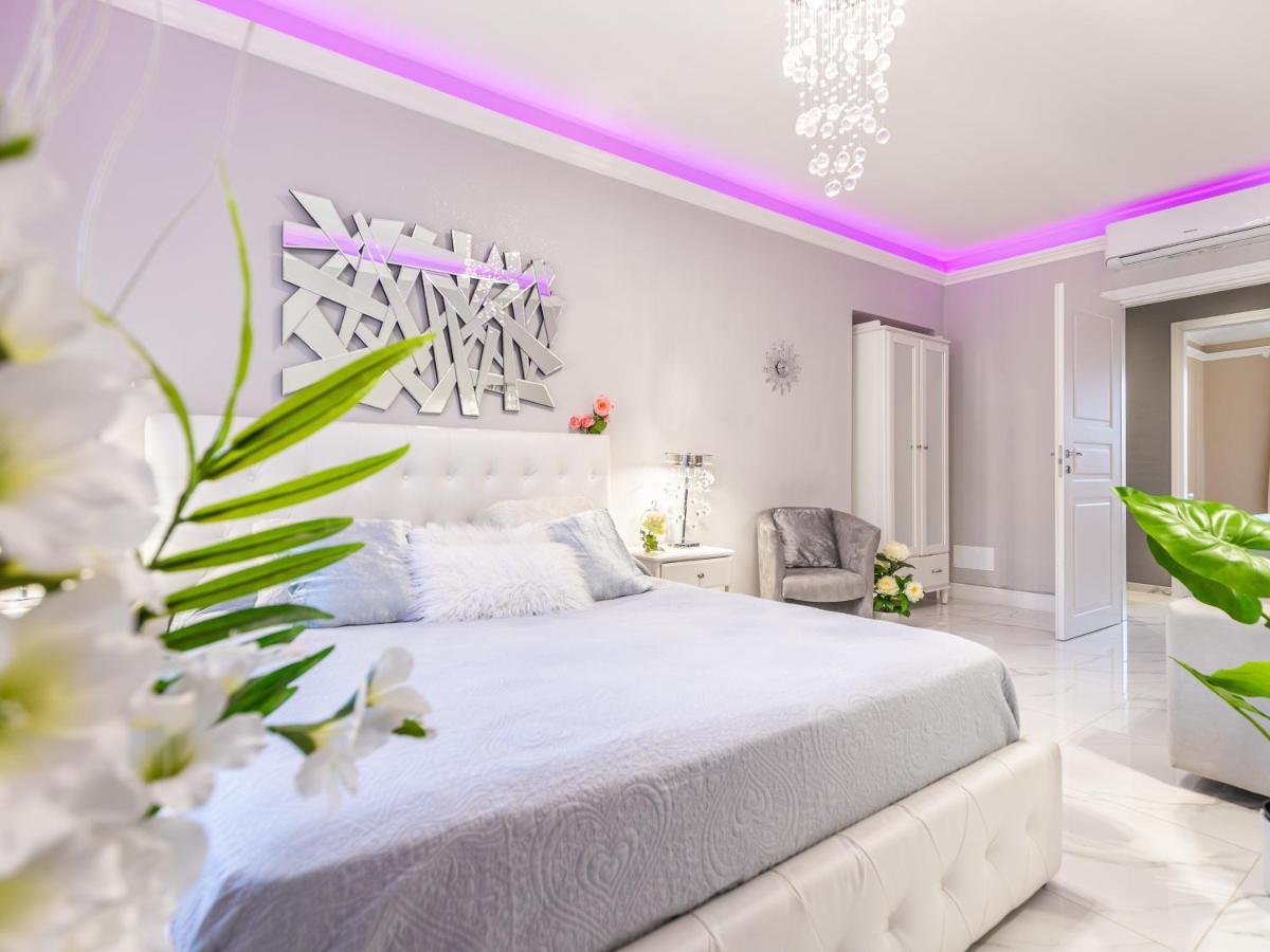 Elegant Suite - In Centro Portanuova Torino Kültér fotó